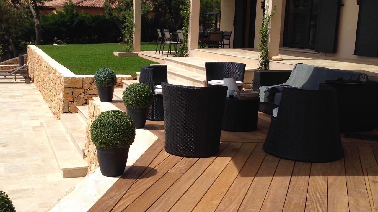 Photo of Patio Balcony in Entrecasteaux
