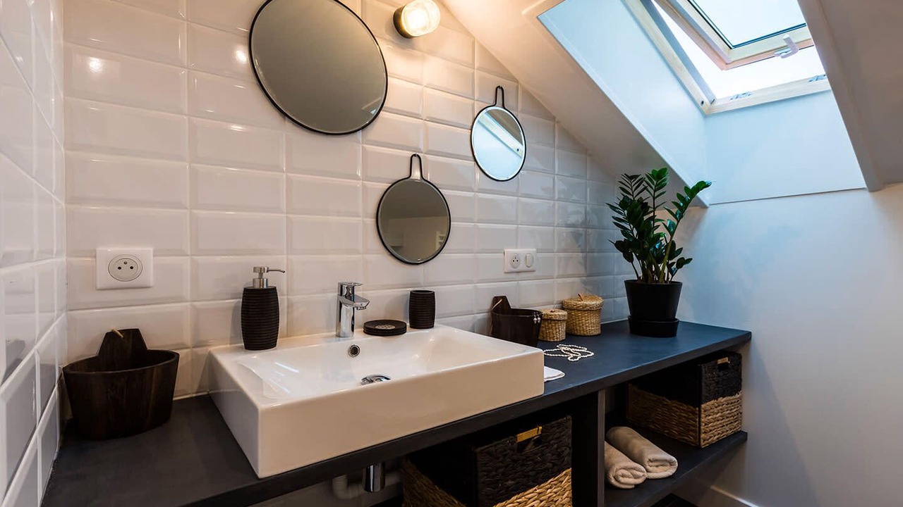 Photo of Bathroom in Biarritz City Centre