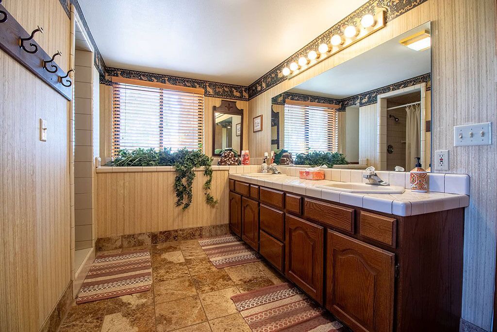 Photo of Bathroom in New Harmony