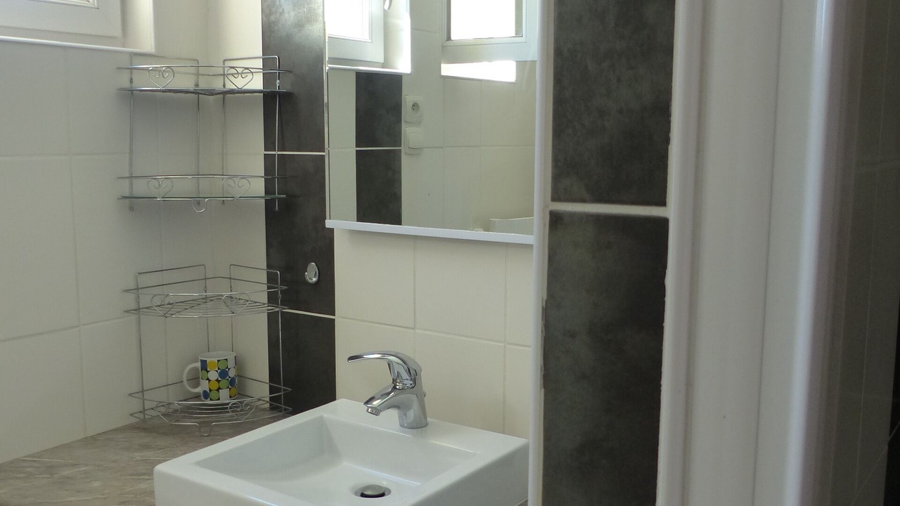 Photo of Bathroom in Sublaines