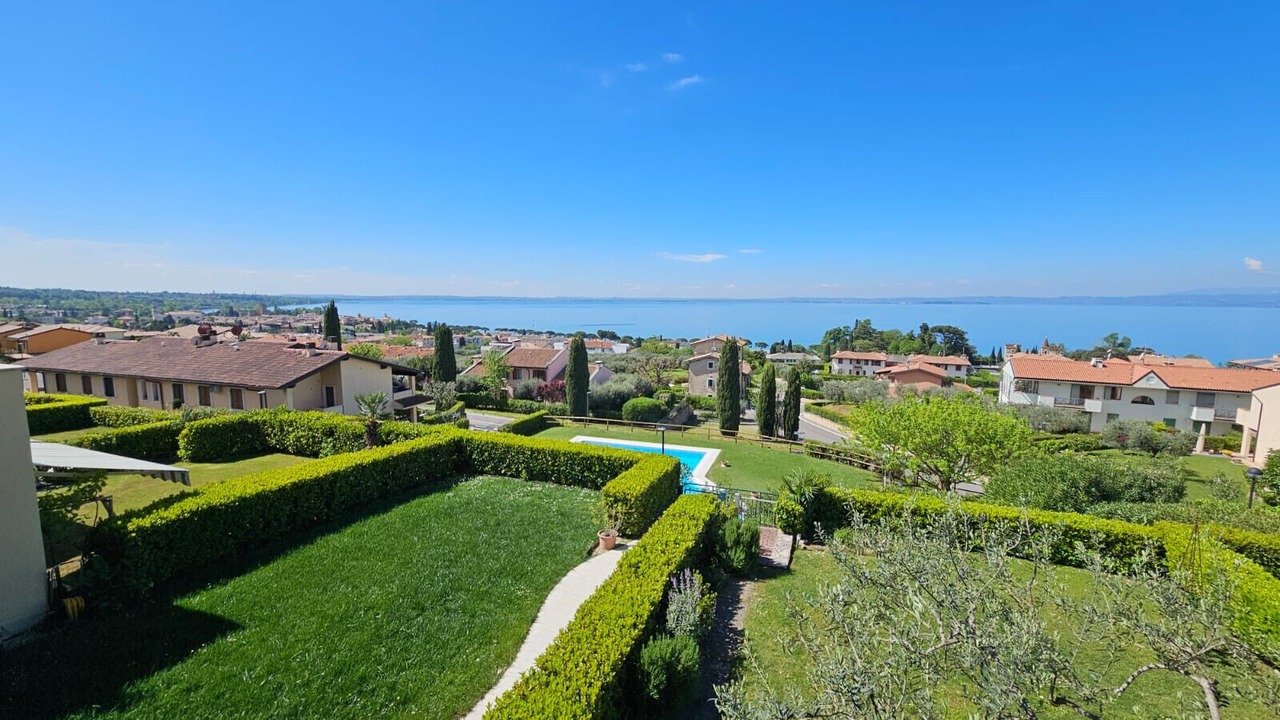 Photo of Outdoor in Calmasino