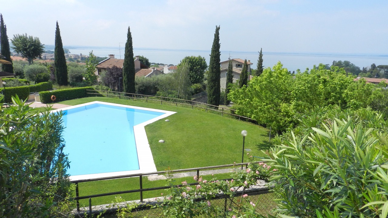 Photo of Outdoor in Calmasino