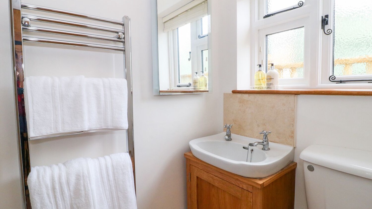Photo of Bathroom in Norton Sub Hamdon