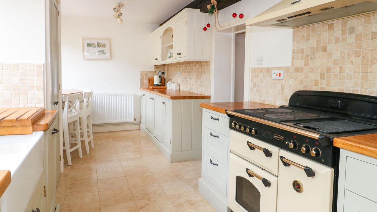 Photo of Kitchen in Norton Sub Hamdon