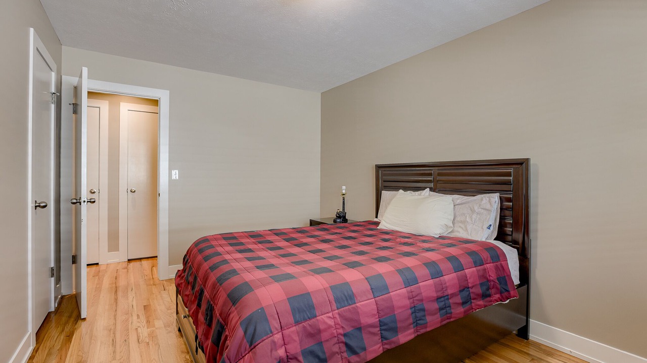Photo of Bedroom in South Central Omaha