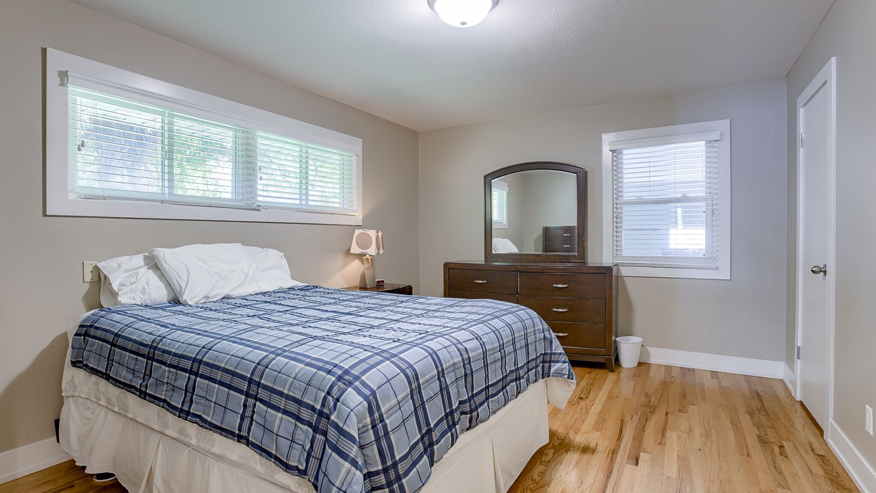 Photo of Bedroom in South Central Omaha
