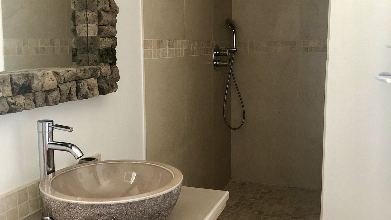 Photo of Bathroom in Entrecasteaux