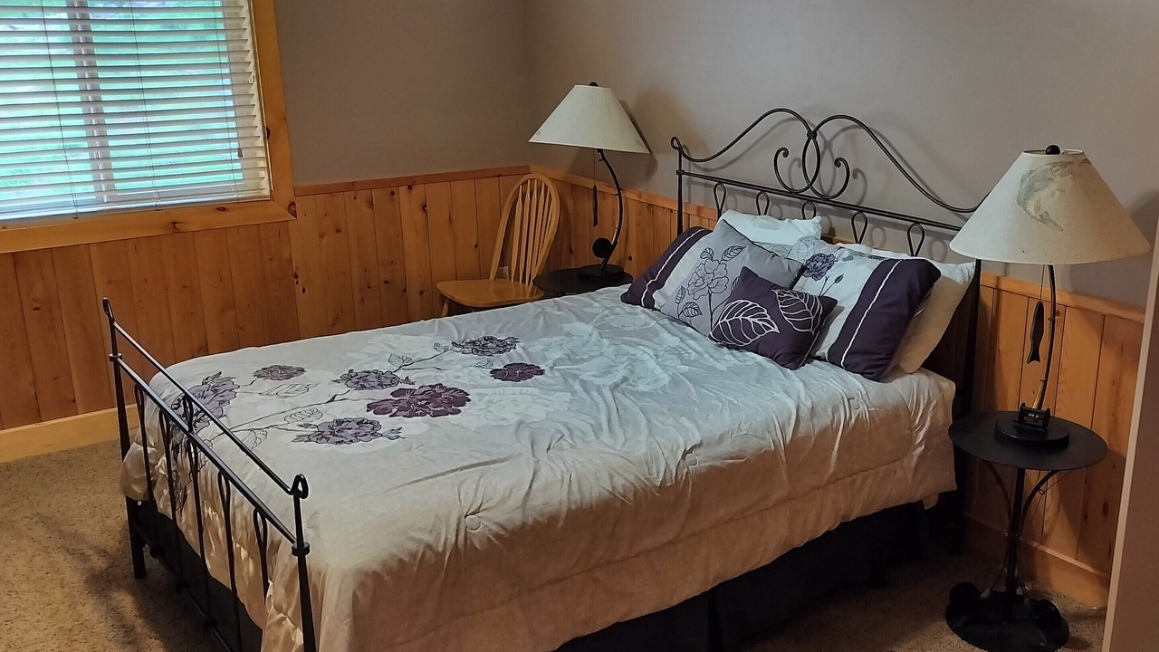 Photo of Bedroom in Harbor Village