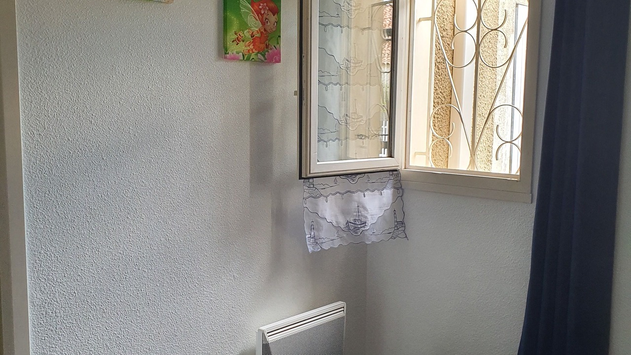 Photo of Bedroom in Portiragnes-Plage