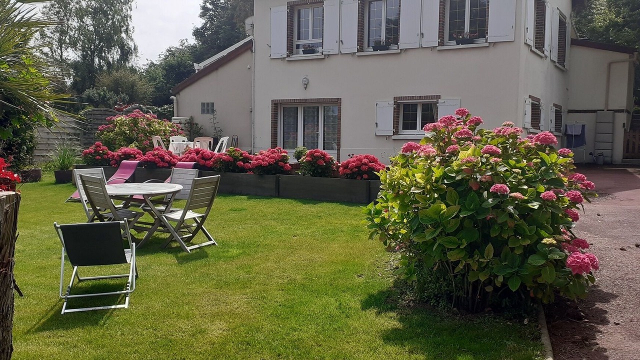 Photo of Outdoor in Ver-sur-Mer