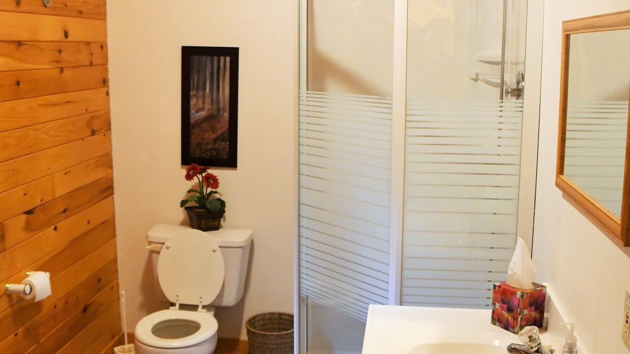 Photo of Bathroom in Greenfield