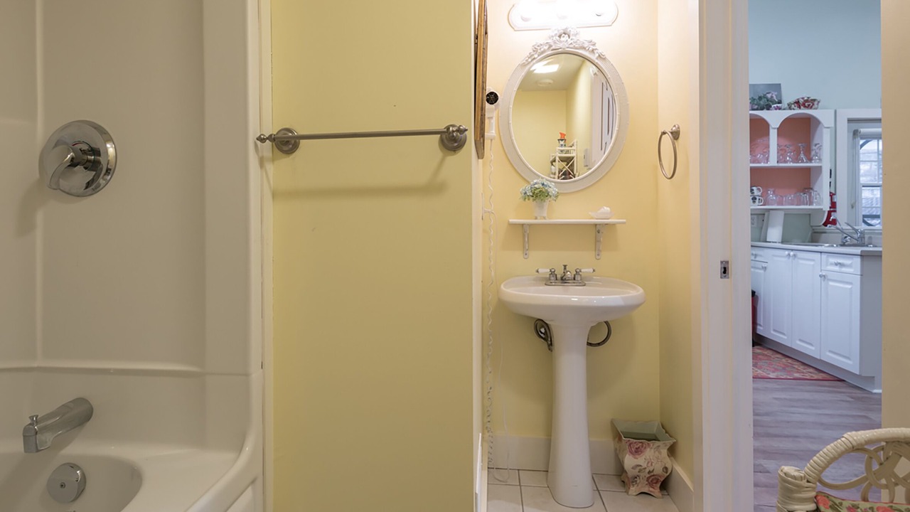 Photo of Bathroom in Hubbards