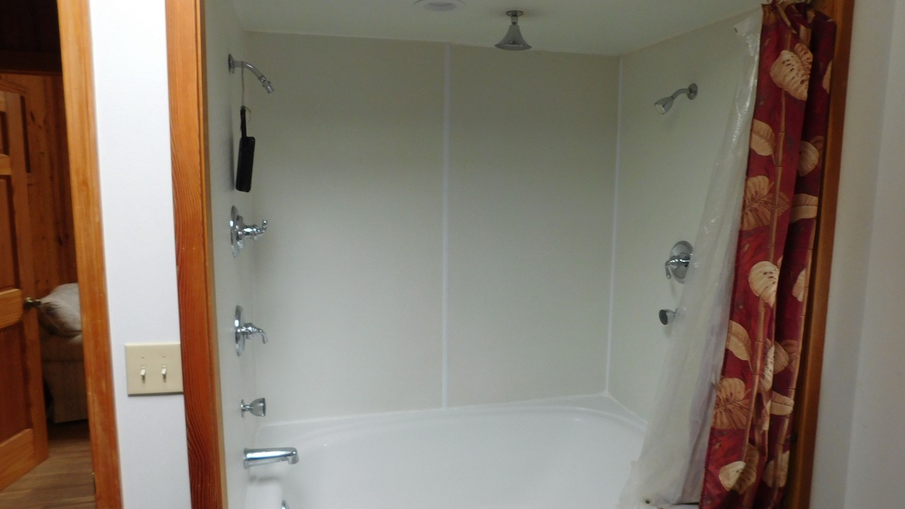 Photo of Bathroom in Carbondale