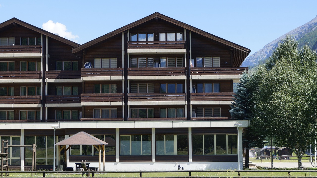 Photo of Outdoor in Taesch