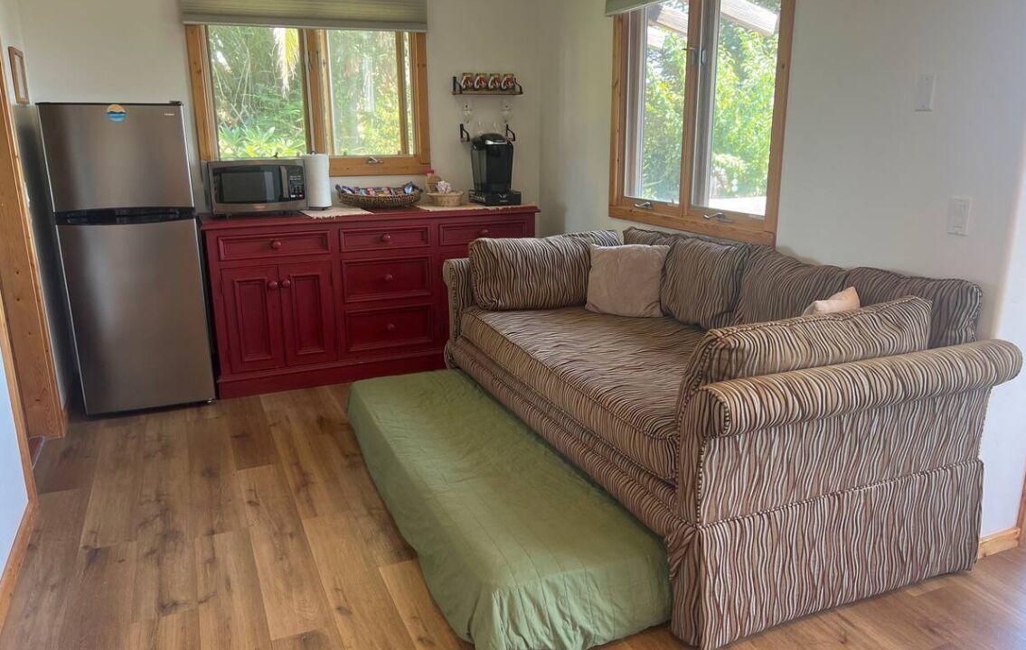 Photo of Livingroom in Summerland