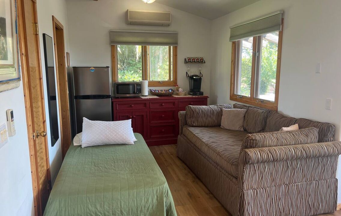 Photo of Livingroom in Summerland