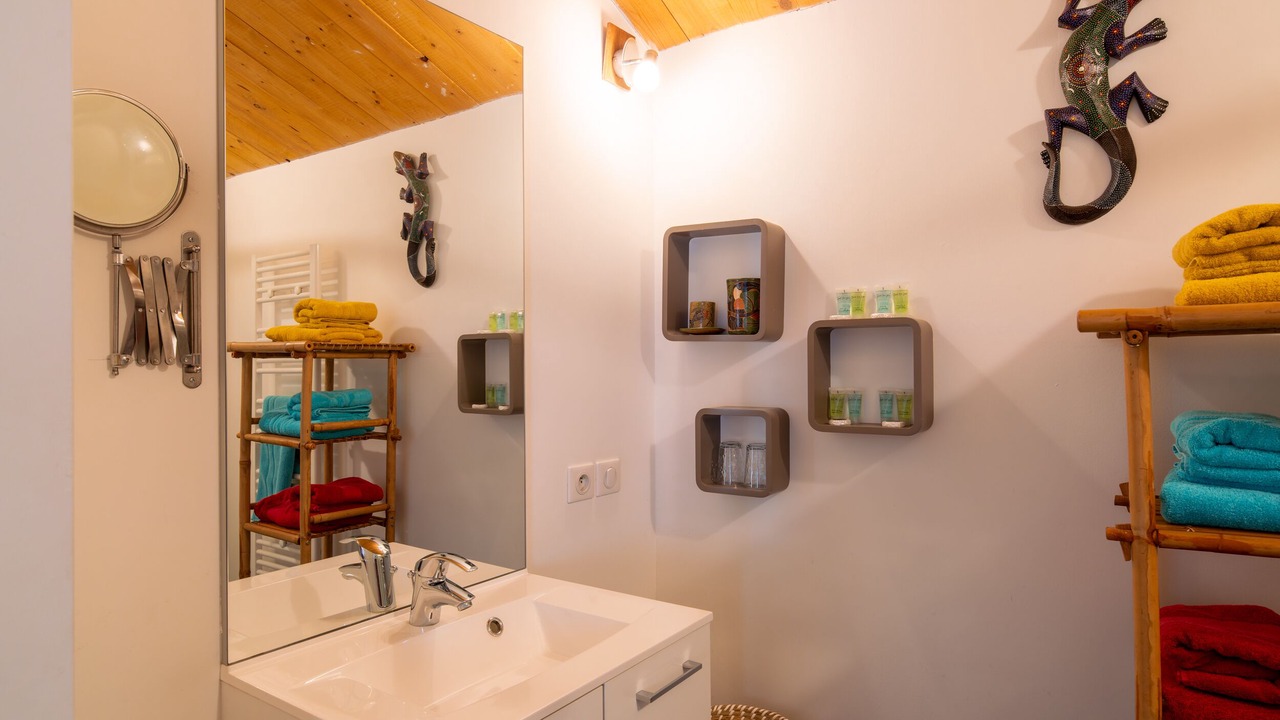 Photo of Bathroom in Raville