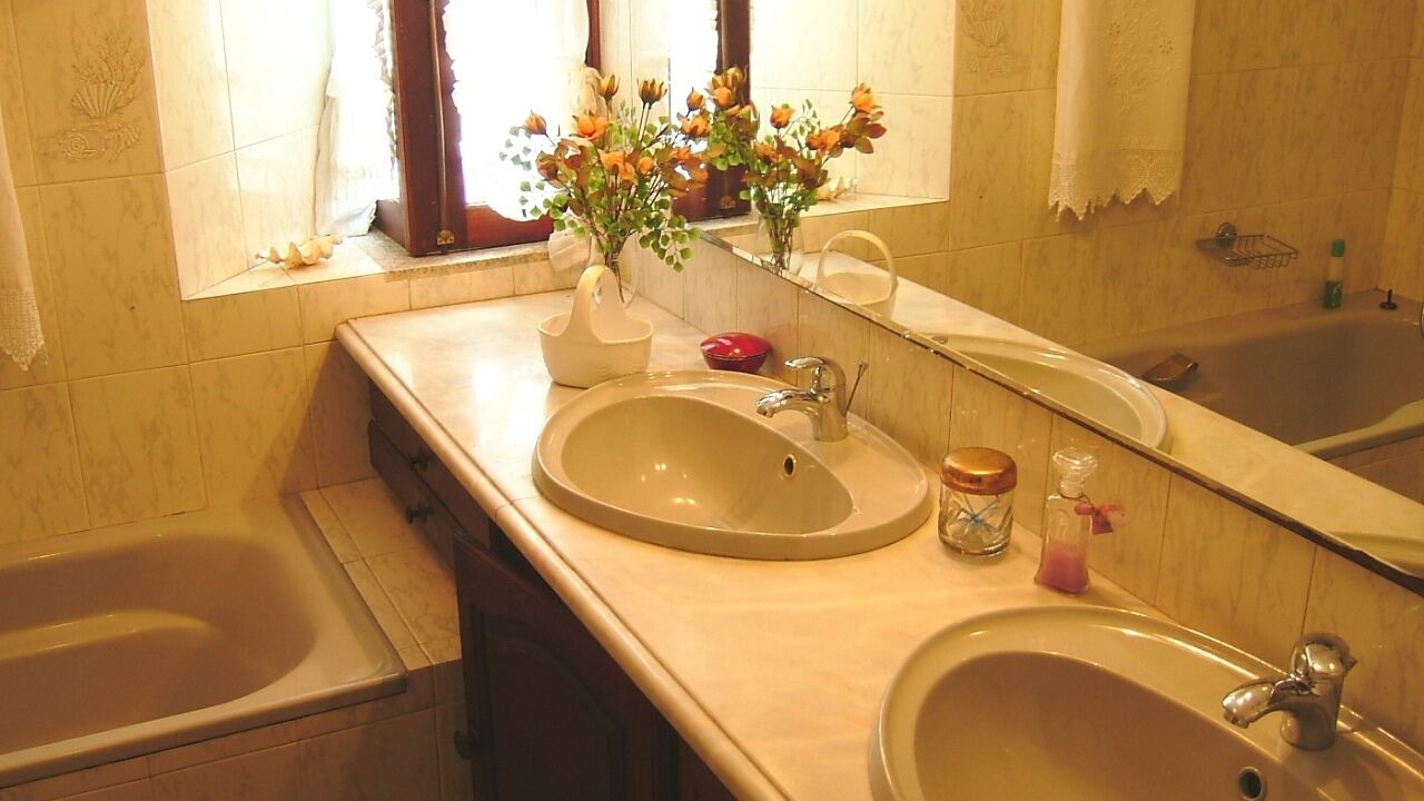 Photo of Bathroom in Rates