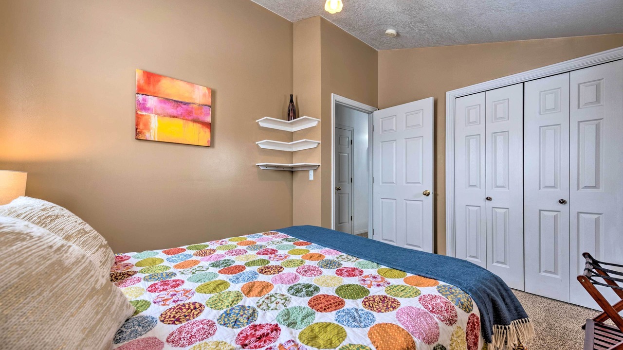 Photo of Bedroom in Logan