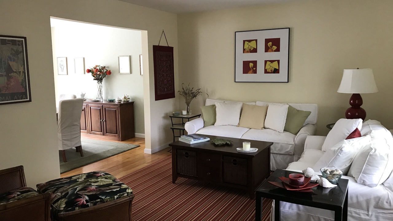 Photo of Livingroom in Southold