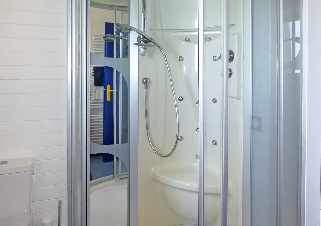 Photo of Bathroom in Landeda