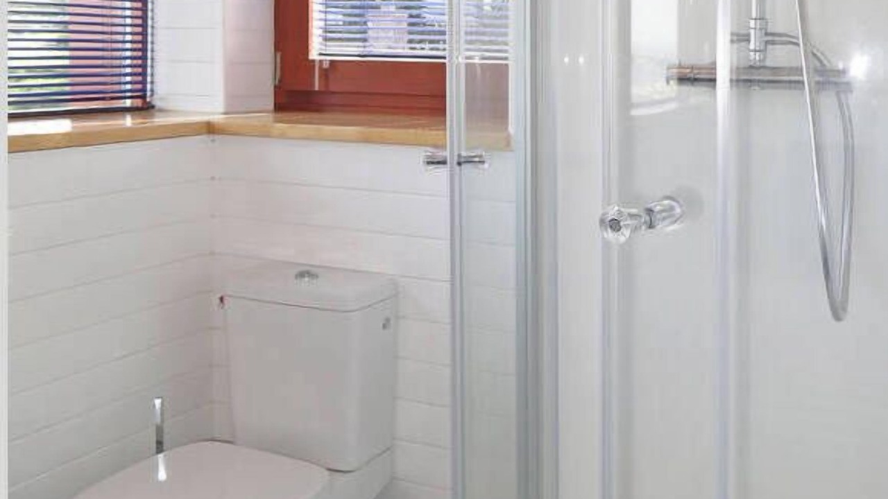 Photo of Bathroom in Landeda