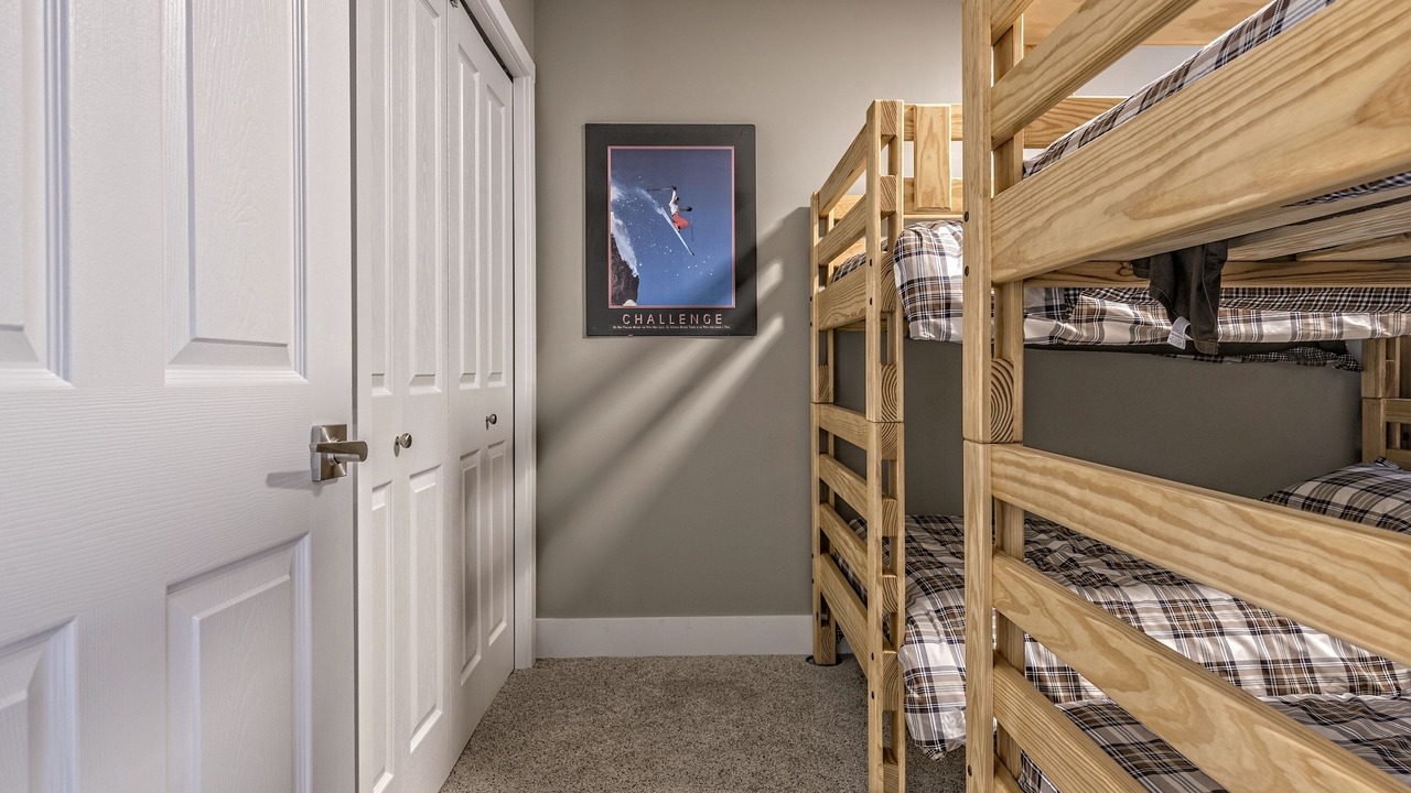 Photo of Bedroom in Silver Star Mountain