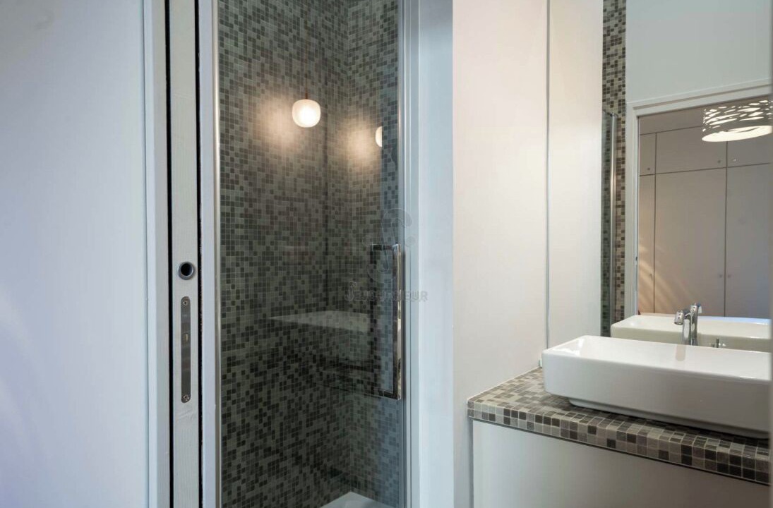 Photo of Bathroom in Arcachon