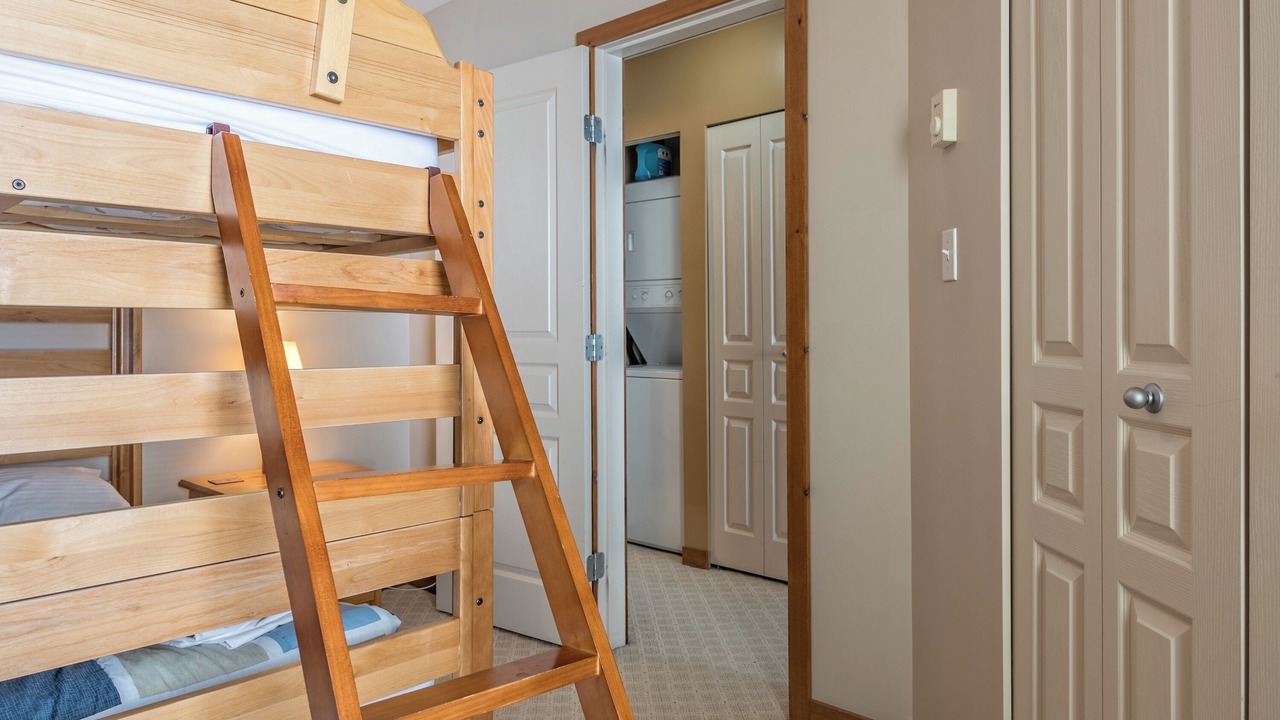 Photo of Bedroom in Silver Star Mountain