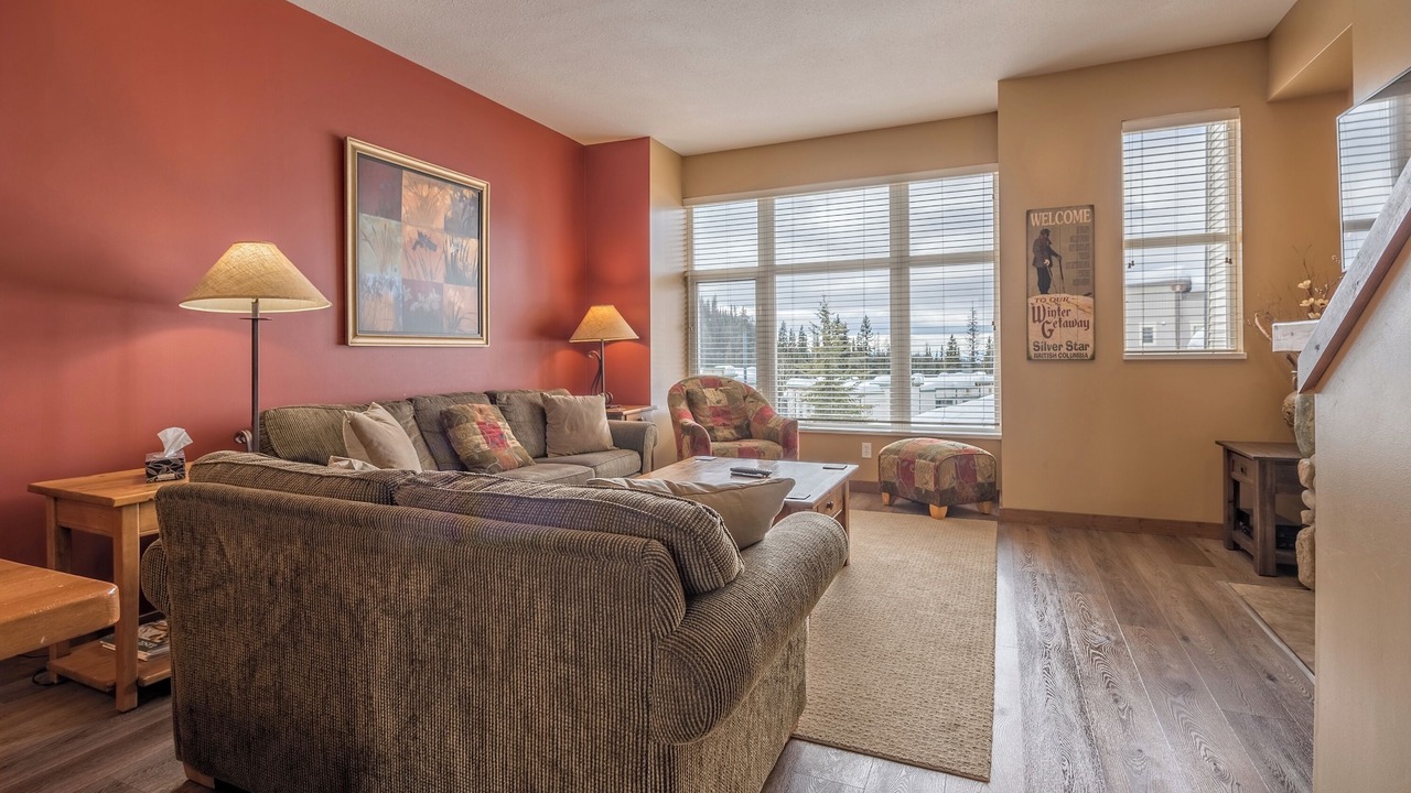 Photo of Livingroom in Silver Star Mountain