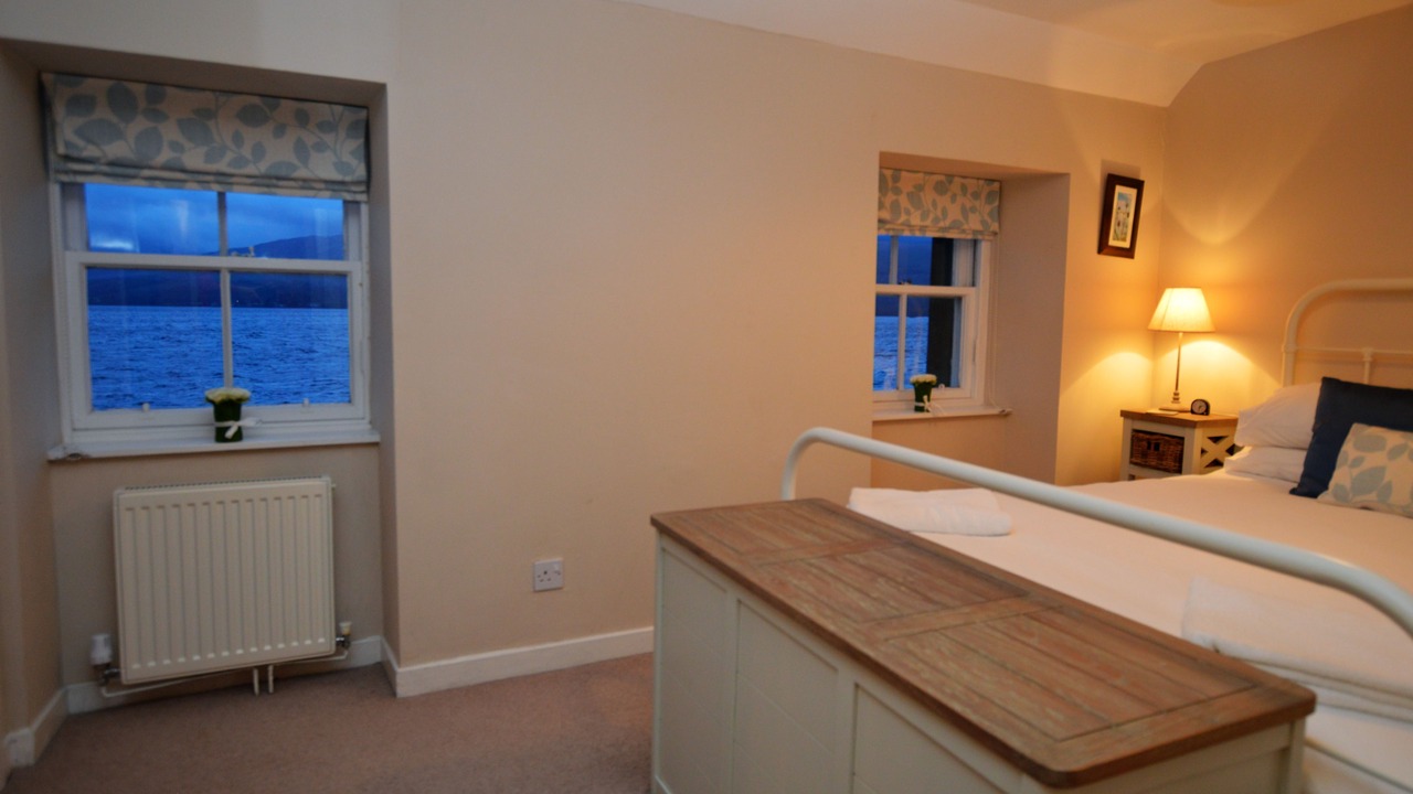 Photo of Bedroom in Inveraray