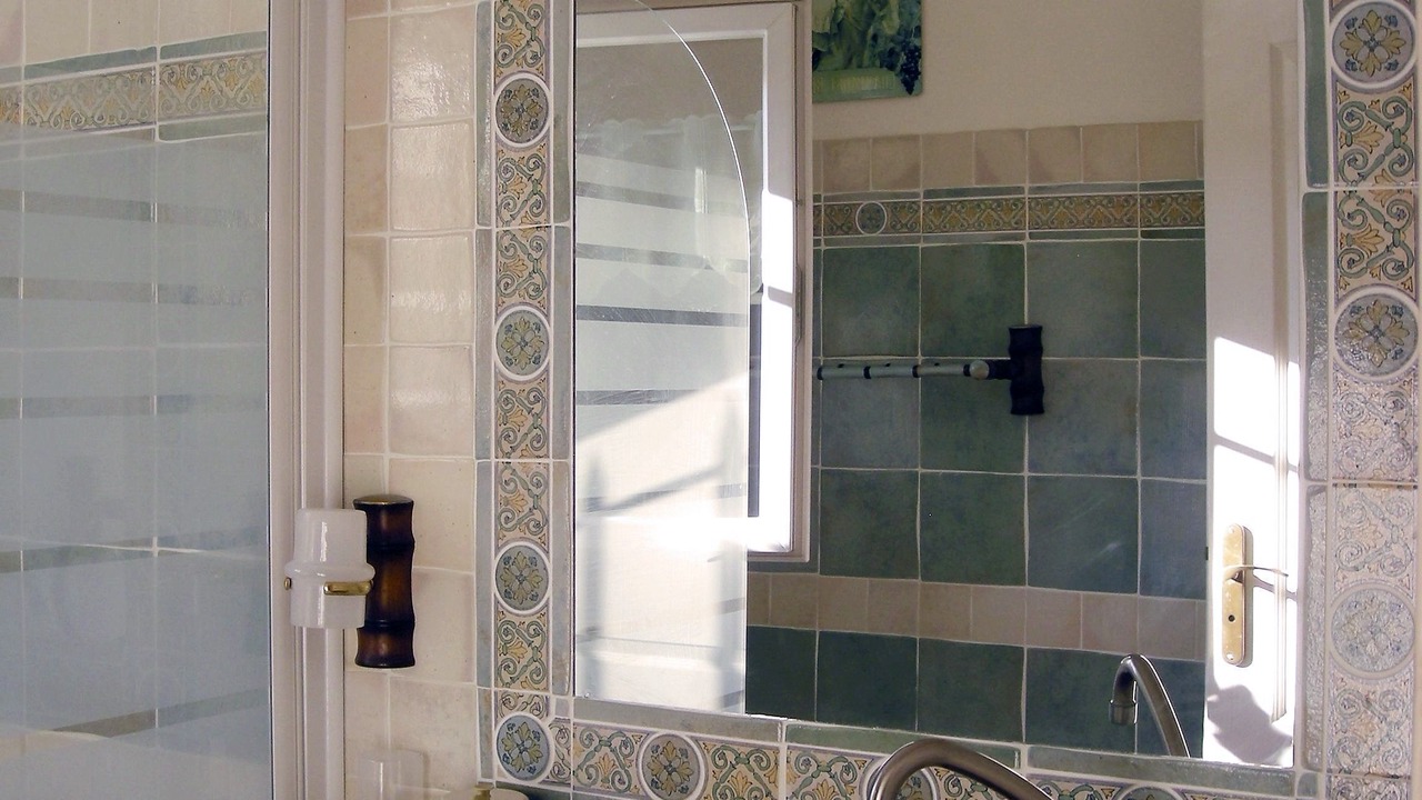 Photo of Bathroom in St.-Remy-de-Provence