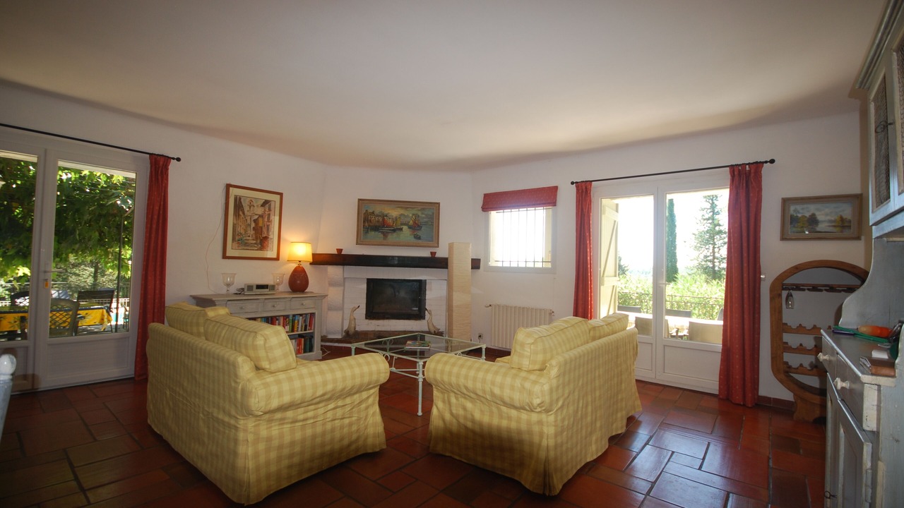 Photo of Bedroom in Saint-Antonin-du-Var