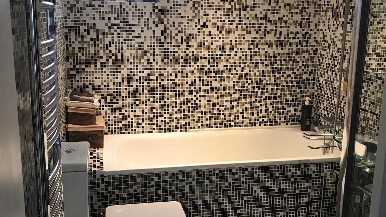 Photo of Bathroom in St Luke's