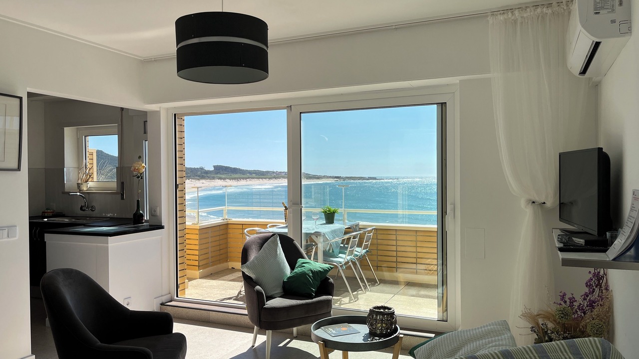 Photo of Livingroom in Vila Praia de Ancora