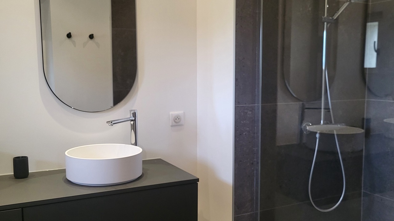 Photo of Bathroom in Auriac-sur-Vendinelle