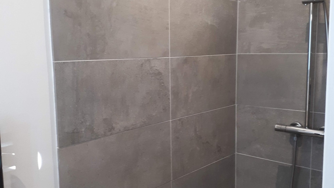Photo of Bathroom in Auriac-sur-Vendinelle