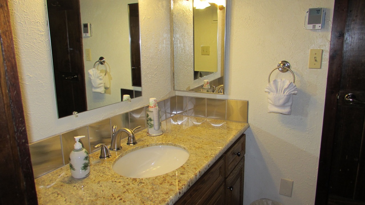 Photo of Bathroom in Tahoma