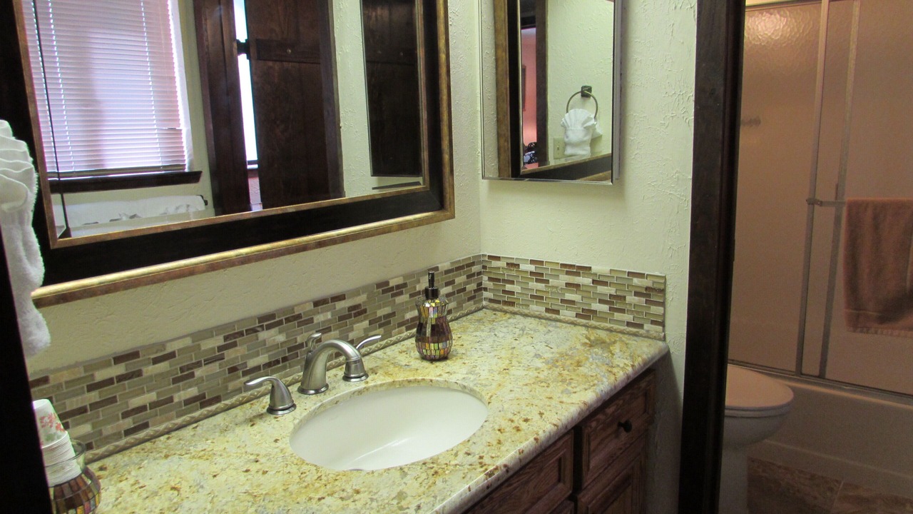 Photo of Bathroom in Tahoma