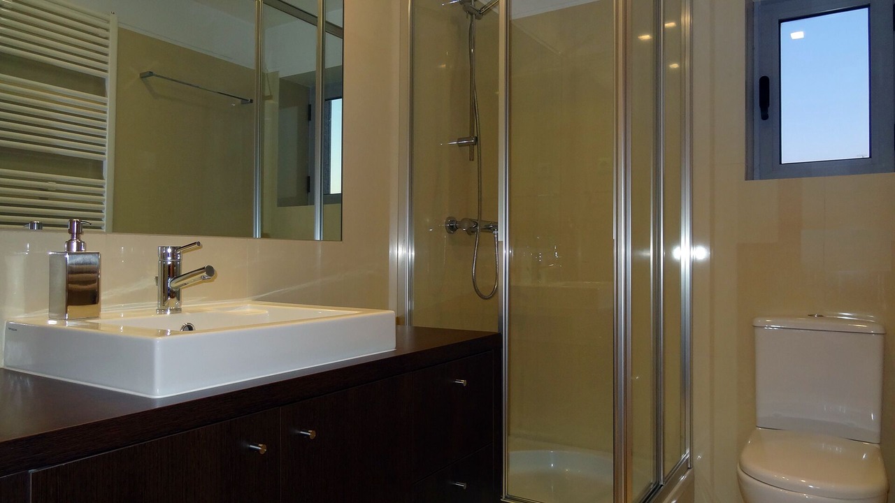 Photo of Bathroom in Mafamude