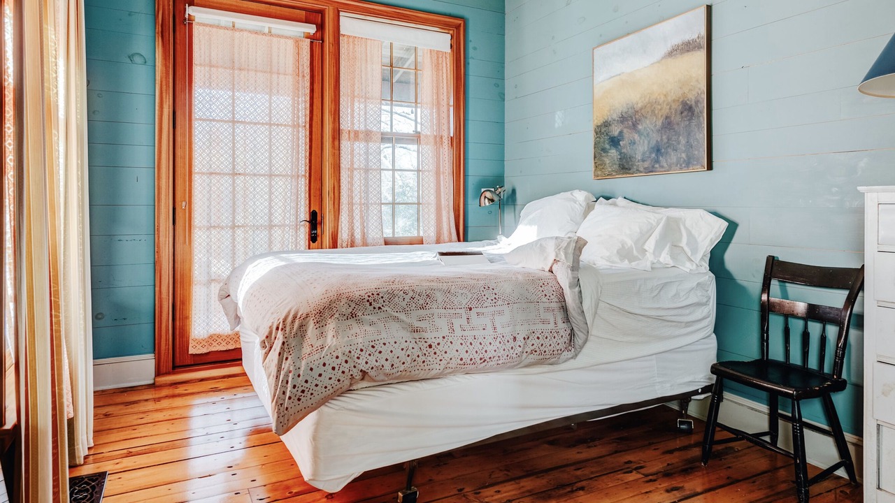 Photo of Bedroom in Town of Southold Town