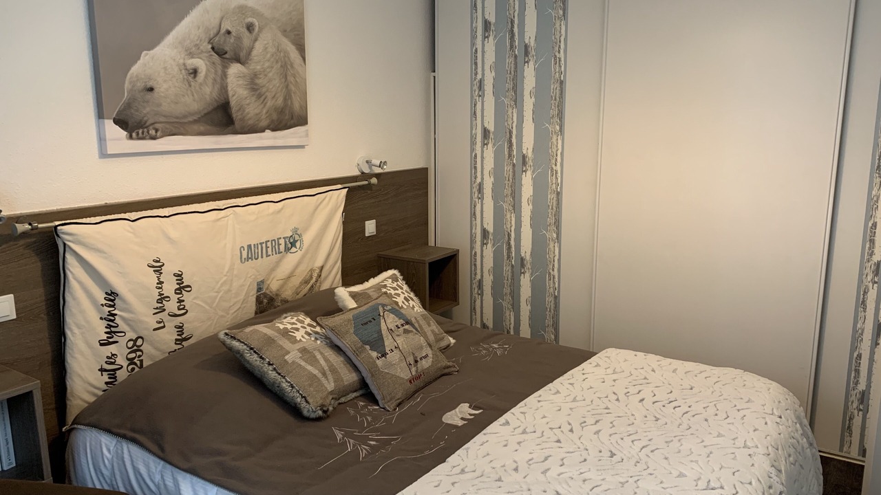 Photo of Bedroom in Cauterets
