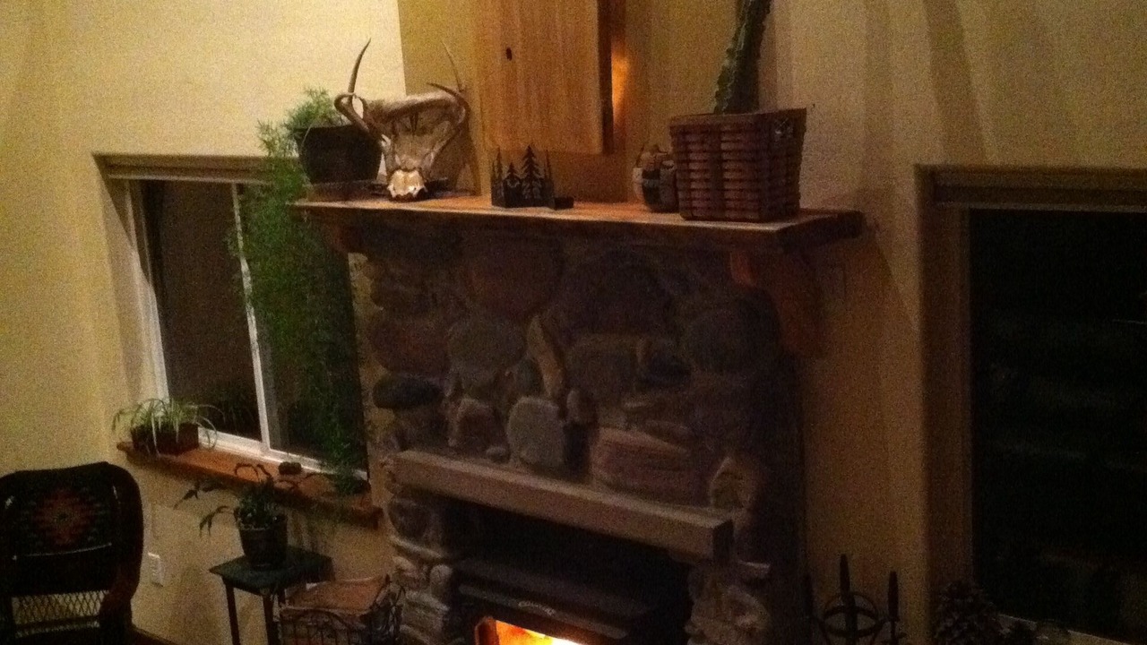 Photo of Livingroom in West Glacier