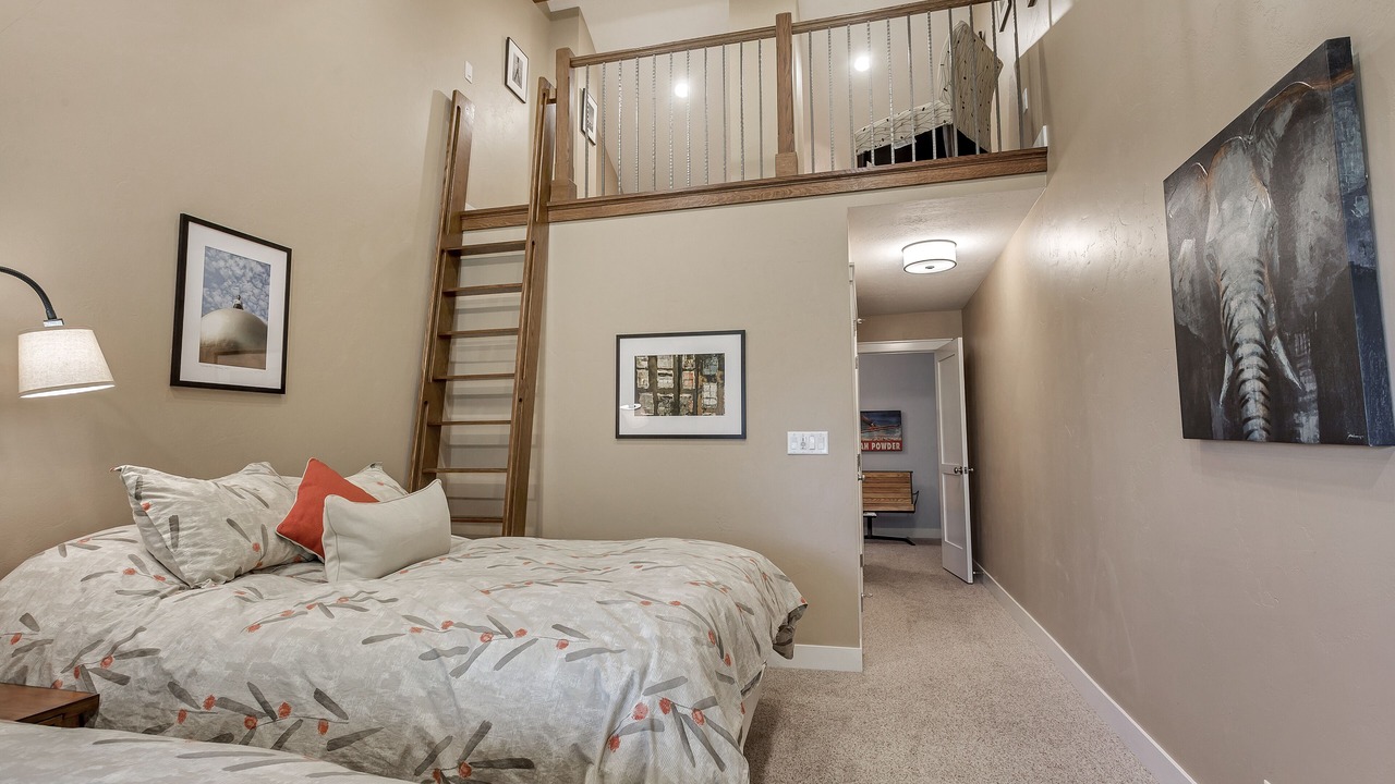 Photo of Bedroom in Cottonwood Heights