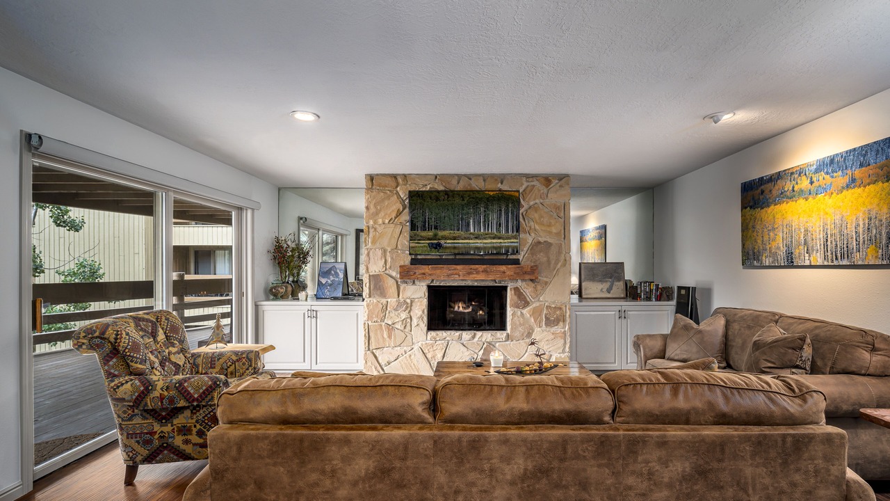 Photo of Livingroom in North Park City
