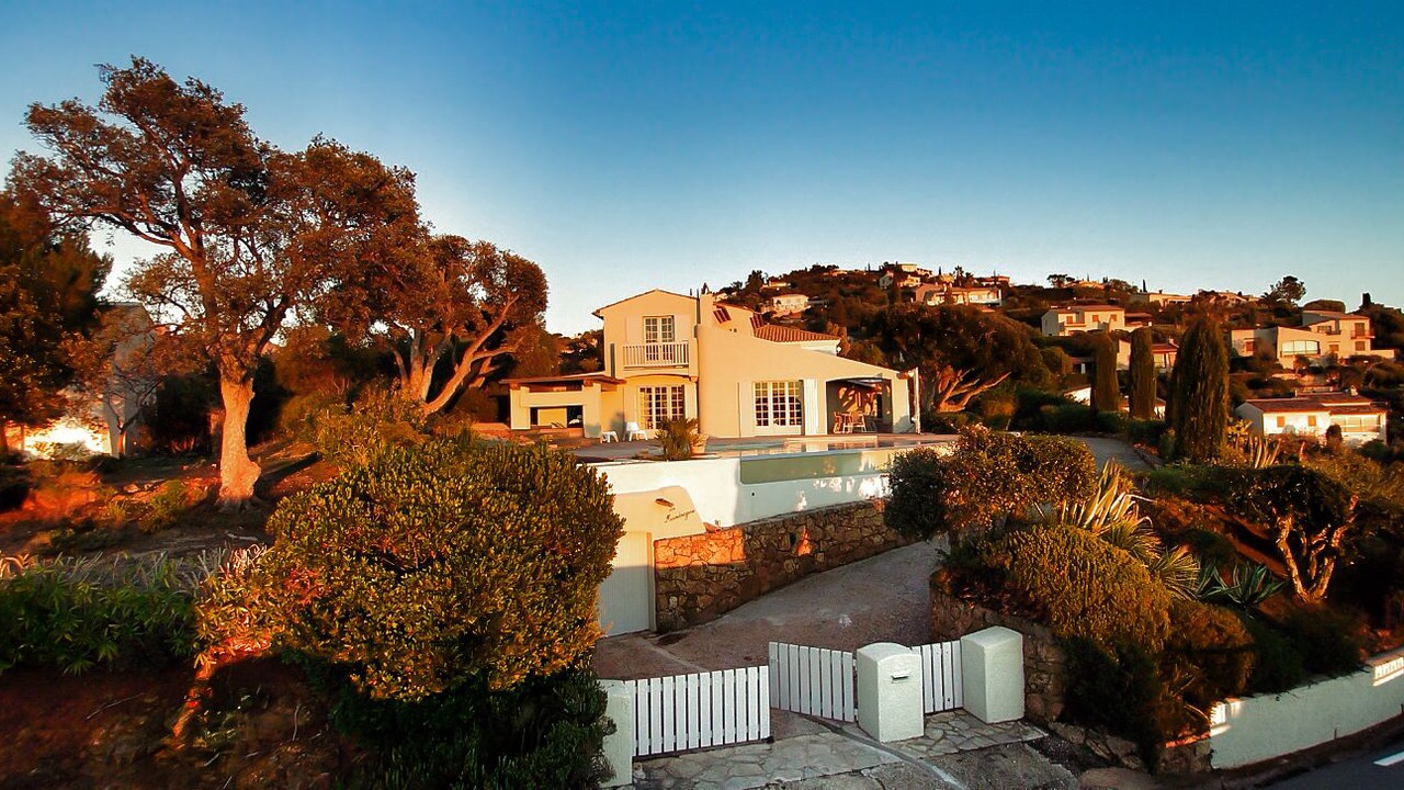 Photo of Outdoor in Antheor
