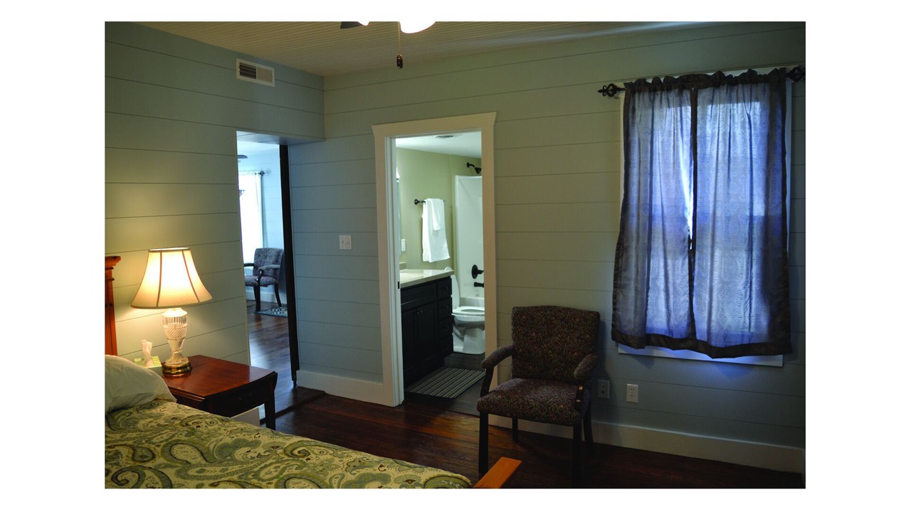 Photo of Bedroom in Ste Genevieve