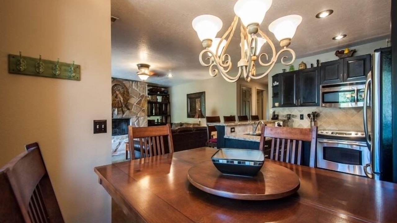Photo of Livingroom in North Park City