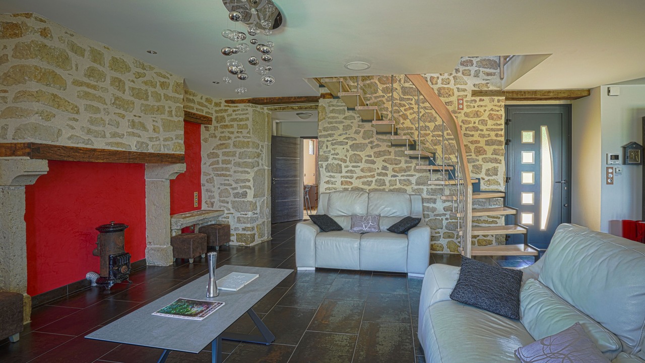 Photo of Livingroom in Sainte-Eulalie-d'Olt