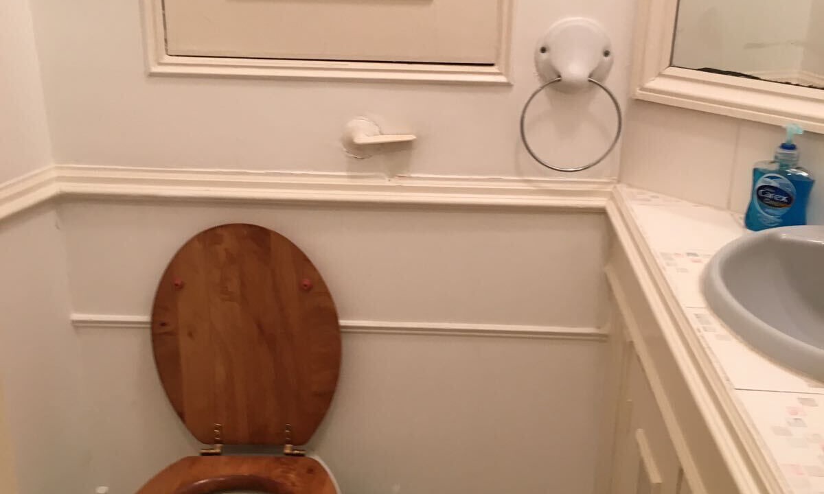 Photo of Bathroom in Barnes